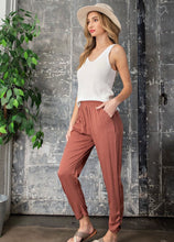 Load image into Gallery viewer, Cinched pants with shirring detail
