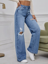 Load image into Gallery viewer, High rise ripped wide legged jeans
