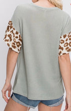 Load image into Gallery viewer, Ruffle Bell sleeve Waffle Top
