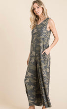 Load image into Gallery viewer, Sleeveless Camo Print Jumpsuit
