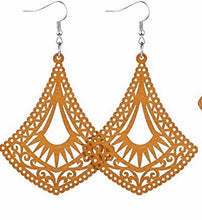 Load image into Gallery viewer, Dangle geometric wooden earrings
