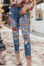 Load image into Gallery viewer, High waisted distressed jeans
